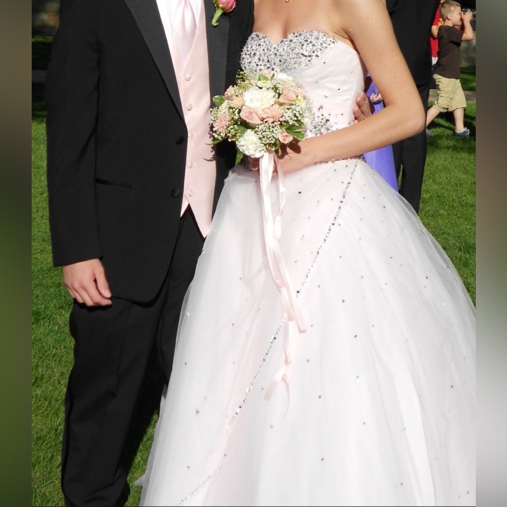 MoriLee Vizcaya Prom/Quince Dress in Light Pink